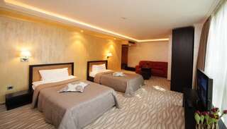 Отель Efbet Hotel Варна Двухместный номер Делюкс с 2 отдельными кроватями-3